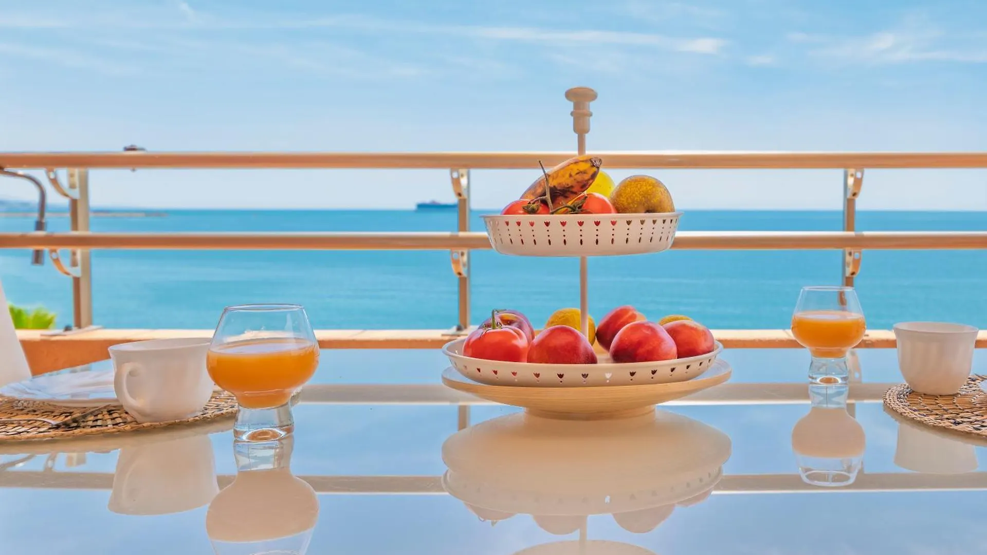 Lejlighed Amplio Apartamento Frente Al Mar Málaga