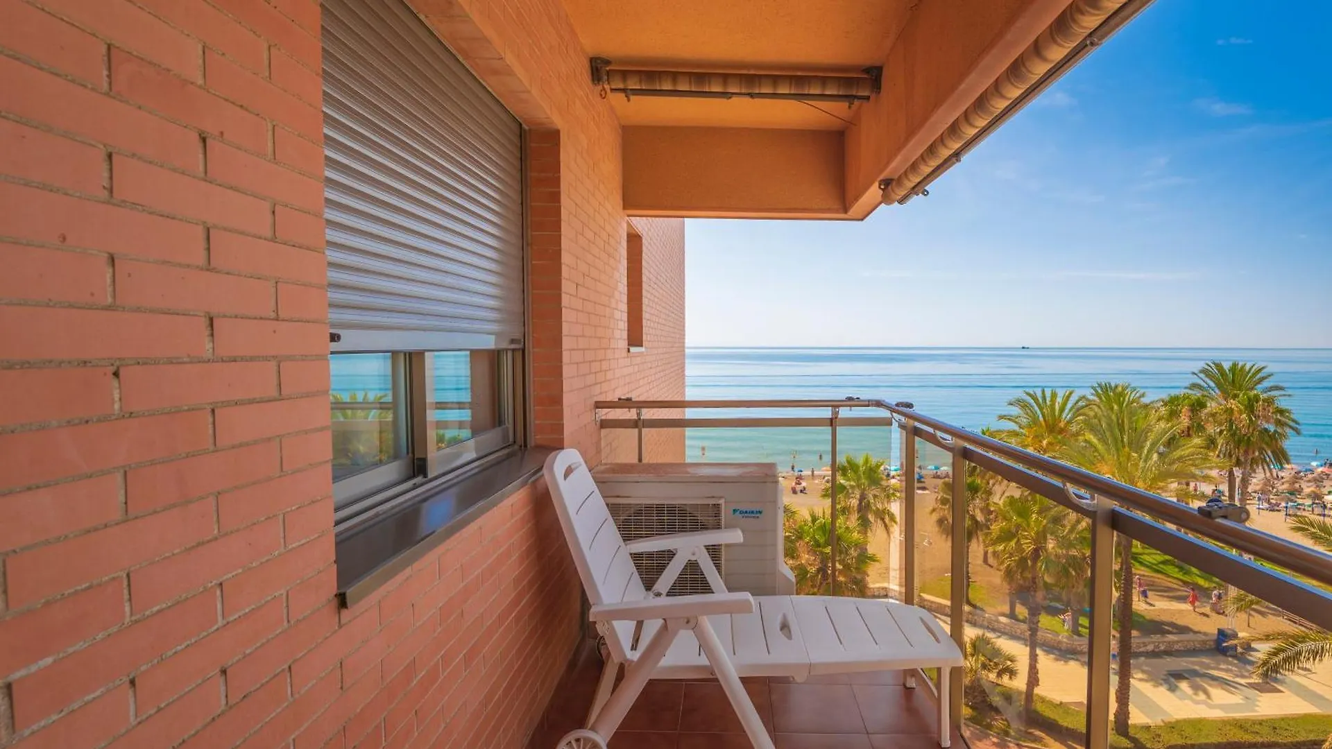 Lejlighed Amplio Apartamento Frente Al Mar Málaga