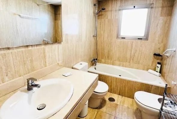 Amplio Apartamento Frente Al Mar Malaga Spain